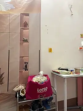 Bollozzy 89 online show from 15, 9, 2025