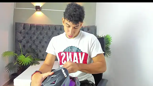 ALAN REDINGER online show from 22, 9, 2025