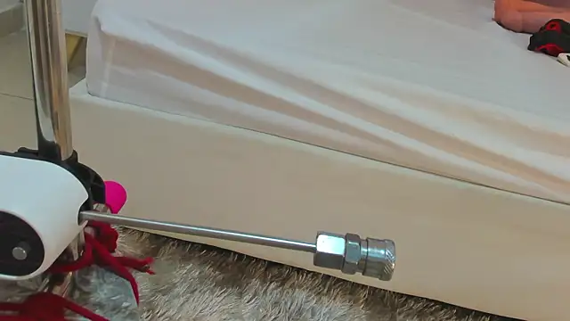 Wonderkloe  online show from 1, 3, 2026