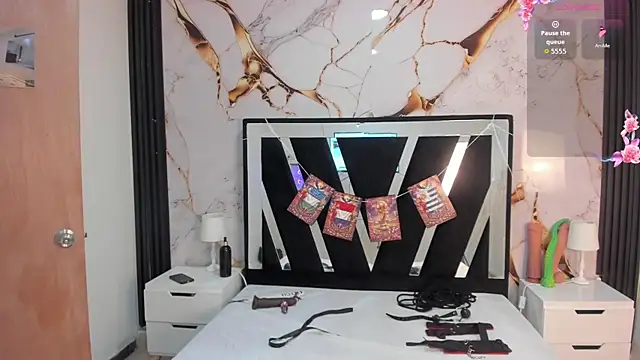 Wonderkloe  online show from 11, 7, 2026