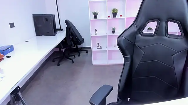 megan bigboobs  online show from 25, 10, 2025