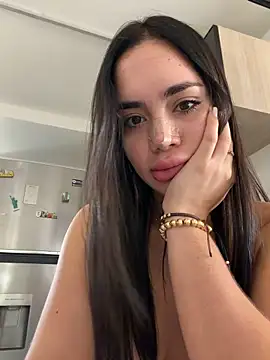 MaddyMay  online show from 21, 12, 2025