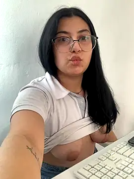 Snapshot of Velma_star chatting on 7, 10, 2025 Velma star online show from 7, 10, 2025