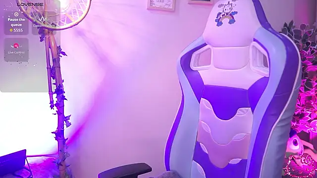 chloe moons  online show from 27, 2, 2026