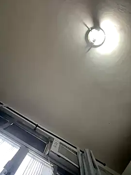 Isabelaa  online show from 27, 11, 2025