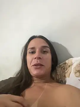 Snapshot of Isabelaa_ chatting on 4, 6, 2026 Isabelaa online show from 4, 6, 2026