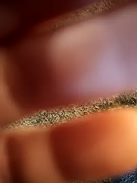 daisylouis online show from 7, 4, 2026