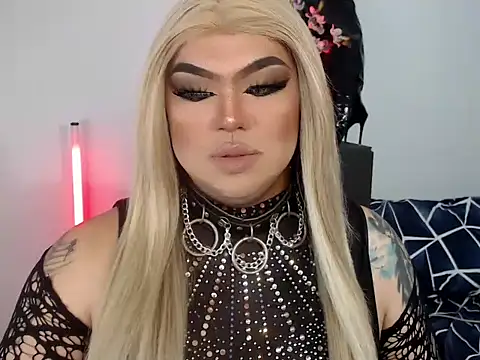 Snapshot of michellevixen922 chatting on 4, 11, 2025 michellevixen922 online show from 4, 11, 2025