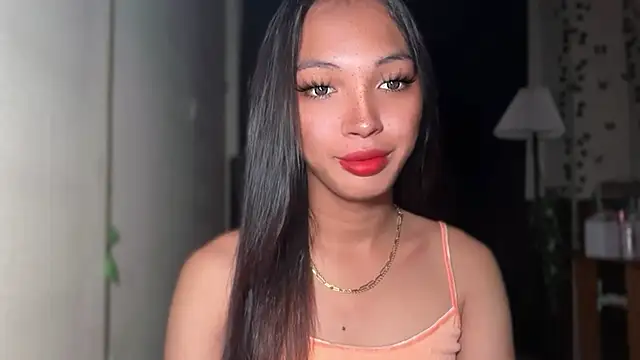 Snapshot of Simi_Ipit chatting on 24, 11, 2025 Simi Ipit online show from 24, 11, 2025