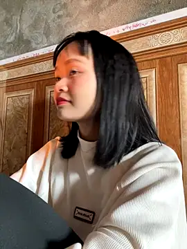 Daisy018 online show from 6, 11, 2025