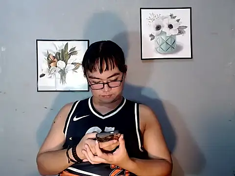 Snapshot of Asianblk_barbiedoll chatting on 10, 6, 2026 Asianblk barbiedoll online show from 10, 6, 2026