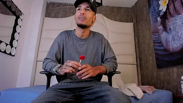 Thiagoferreti online show from 11, 9, 2025