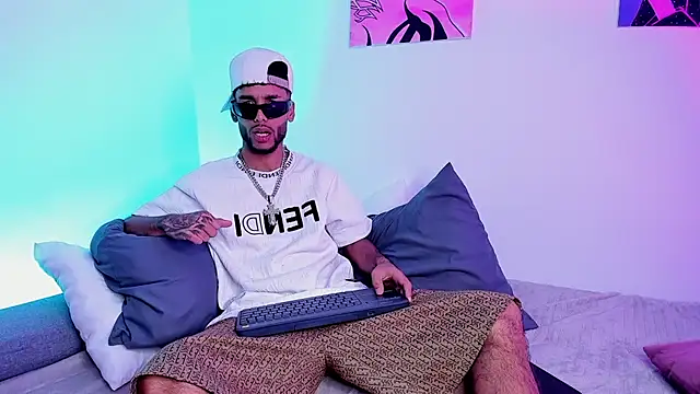 Thiagoferreti online show from 16, 7, 2026