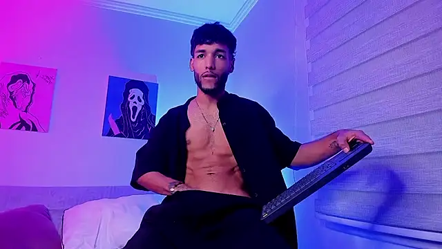 Thiagoferreti online show from 30, 7, 2026