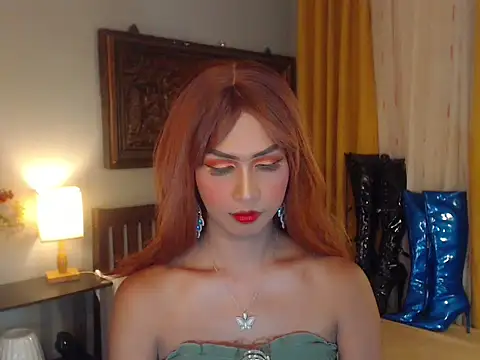 Snapshot of Nathalieheartt chatting on 18, 9, 2025 Nathalieheartt online show from 18, 9, 2025