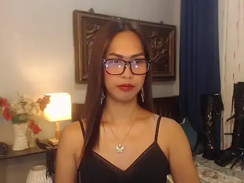 Snapshot of Nathalieheartt chatting on 23, 6, 2026 Nathalieheartt online show from 23, 6, 2026