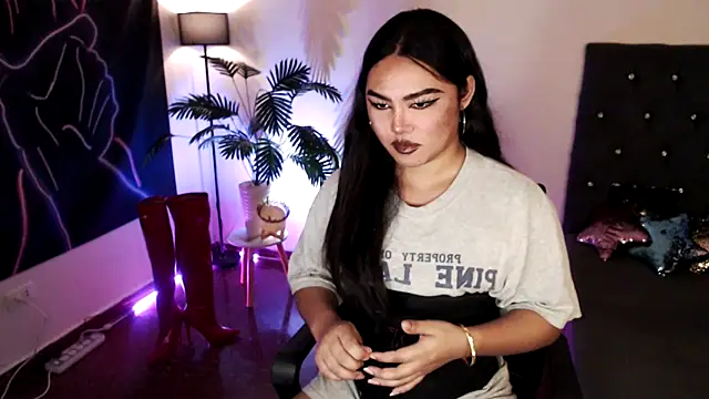 Unique Maya online show from 28, 2, 2026