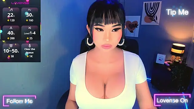 TriciaCumLoader online show from 24, 10, 2025