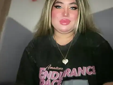 Naughtyrosecum online show from 7, 11, 2025