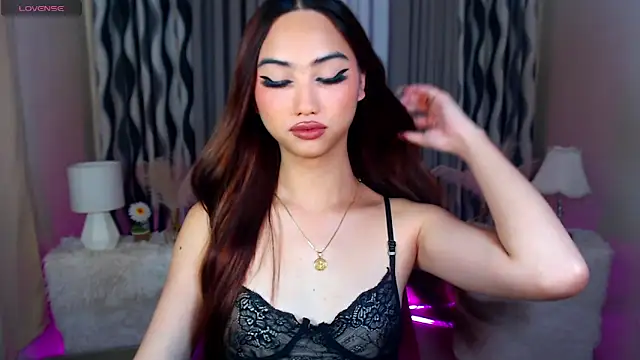 Snapshot of Kiah_Wyatt chatting on 8, 11, 2025 Kiah Wyatt online show from 8, 11, 2025