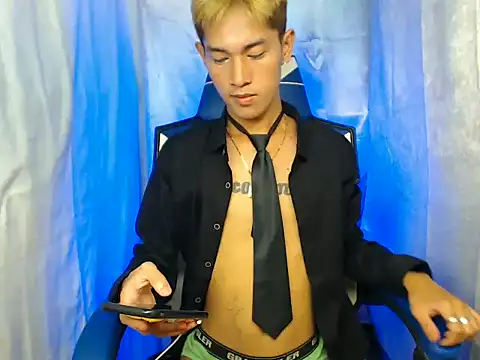 riks tyler online show from 12, 11, 2025