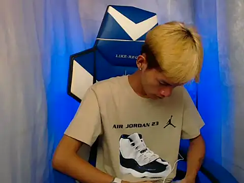 riks tyler online show from 30, 11, 2025