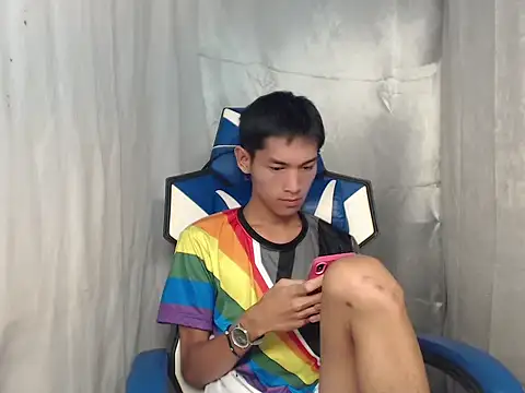 Snapshot of riks_tyler chatting on 21, 6, 2026 riks tyler online show from 21, 6, 2026