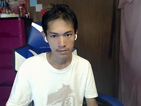 Snapshot of riks_tyler chatting on 22, 7, 2026 riks tyler online show from 22, 7, 2026