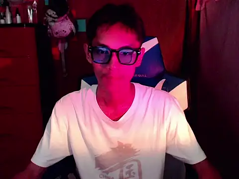 Snapshot of riks_tyler chatting on 26, 7, 2026 riks tyler online show from 26, 7, 2026