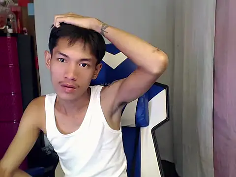 Snapshot of riks_tyler chatting on 3, 8, 2026 riks tyler online show from 3, 8, 2026