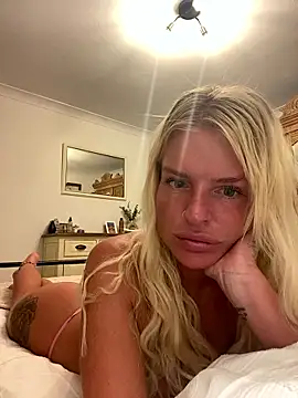 Snapshot of JessieMaeBabe chatting on 8, 1, 2026 JessieMaeBabe online show from 8, 1, 2026
