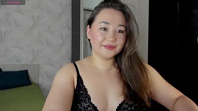 Snapshot of emilia_mur chatting on 16, 6, 2026 emilia mur online show from 16, 6, 2026