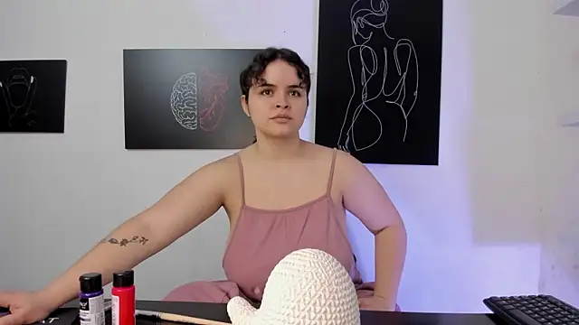 SeleneLuminari8 online show from 13, 3, 2026