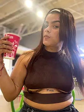 Kaily Sweet16 online show from 15, 10, 2025