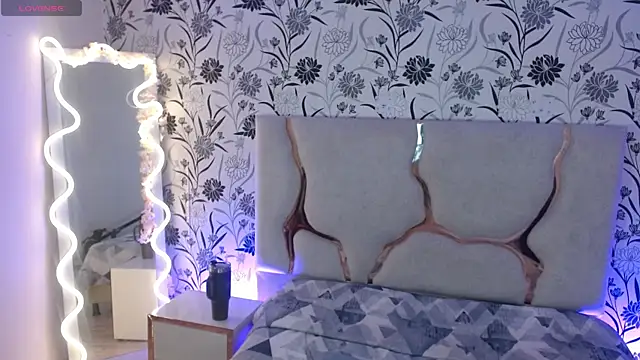 Snapshot of Rosalind_tay chatting on 30, 11, 2025 Rosalind tay online show from 30, 11, 2025