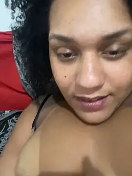 Snapshot of morenaluaa chatting on 18, 9, 2025 morenaluaa online show from 18, 9, 2025