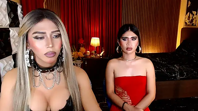 Snapshot of BigCockMaxineTS chatting on 27, 5, 2026 BigCockMaxineTS online show from 27, 5, 2026