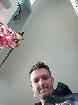 Snapshot of Suamulherfeliz chatting on 27, 6, 2026 Suamulherfeliz online show from 27, 6, 2026