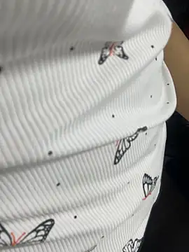 Snapshot of Mina048 chatting on 28, 9, 2025 Mina048 online show from 28, 9, 2025