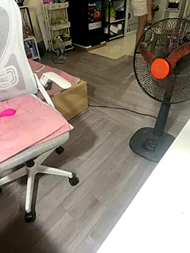 Snapshot of Mina048 chatting on 14, 10, 2025 Mina048 online show from 14, 10, 2025