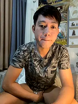 Snapshot of xshyboyx chatting on 14, 9, 2025 xshyboyx online show from 14, 9, 2025