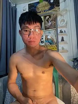 Snapshot of xshyboyx chatting on 24, 9, 2025 xshyboyx online show from 24, 9, 2025
