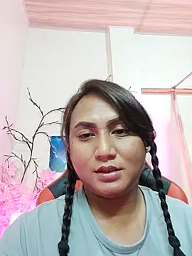 hella queen online show from 14, 1, 2026