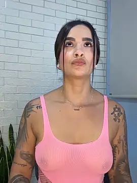 Im Fernanda online show from 23, 9, 2025