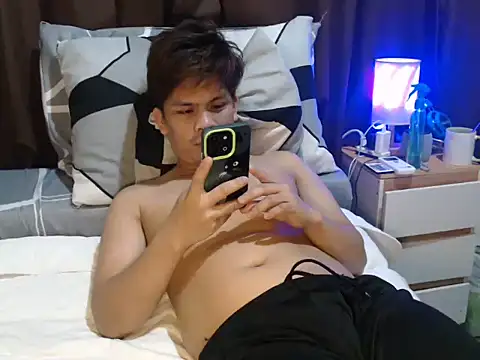 Snapshot of cumwhat_me chatting on 25, 6, 2026 cumwhat me online show from 25, 6, 2026