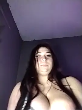 Snapshot of Crystal_zane chatting on 11, 10, 2025 Crystal zane online show from 11, 10, 2025