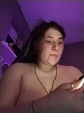 Snapshot of Crystal_zane chatting on 28, 5, 2026 Crystal zane online show from 28, 5, 2026