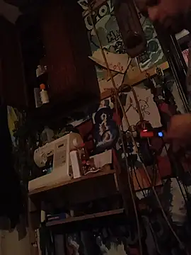 Twoslipperywhenwett online show from 14, 11, 2025