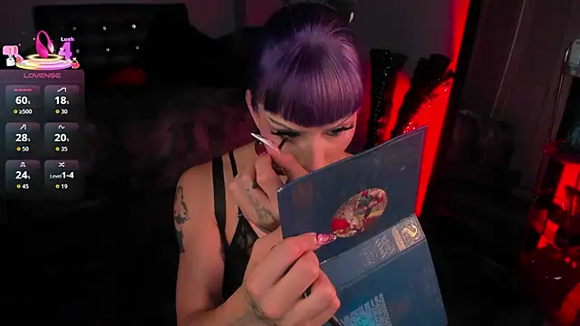 Snapshot of Draculairis chatting on 28, 5, 2026 Draculairis online show from 28, 5, 2026