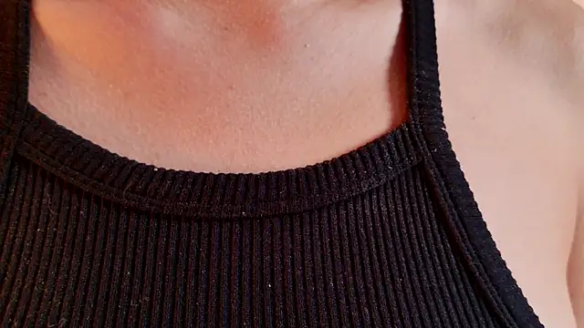 ambar rosse25 online show from 30, 11, 2025